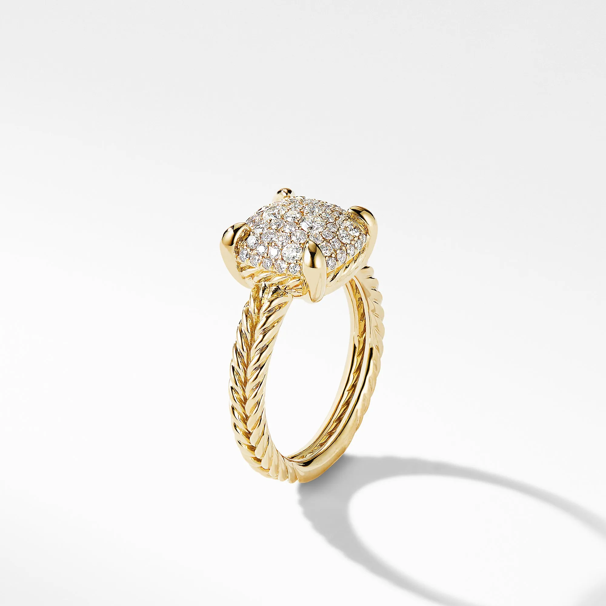 Châtelaine® Ring in 18K Yellow Gold with Pavé Diamonds, Size 6