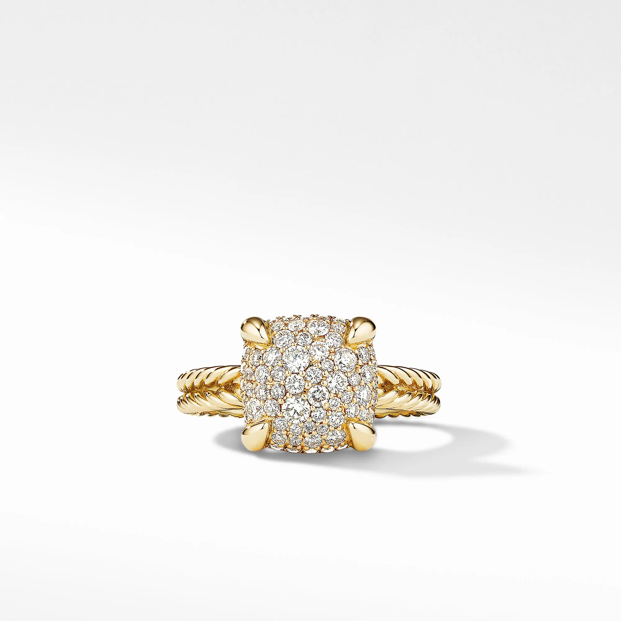 Châtelaine® Ring in 18K Yellow Gold with Pavé Diamonds, Size 6