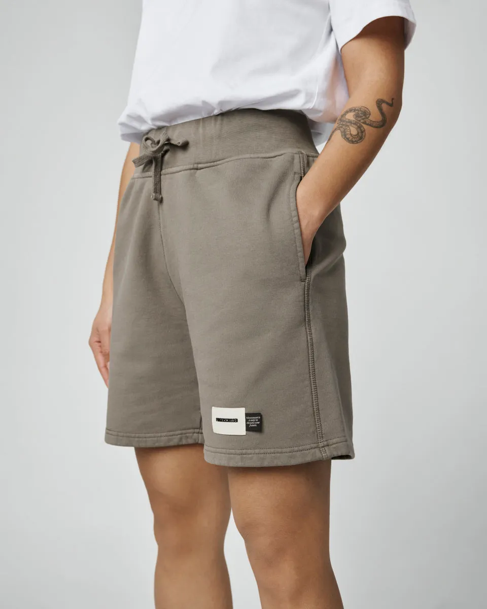 #SHORTS MOVEMENT OLIVE